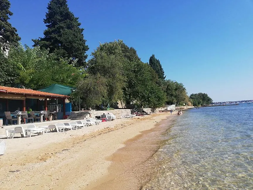 Danyja Apartments 0*, Sveti Filip i Jakov Croatia