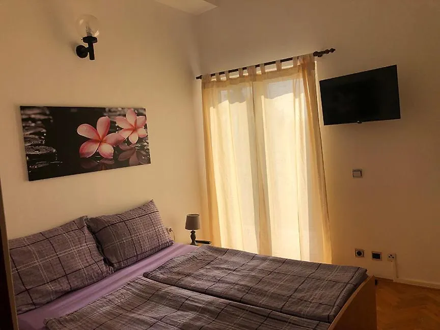 Danyja Apartments