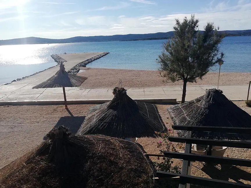 Danyja Apartments Sveti Filip i Jakov