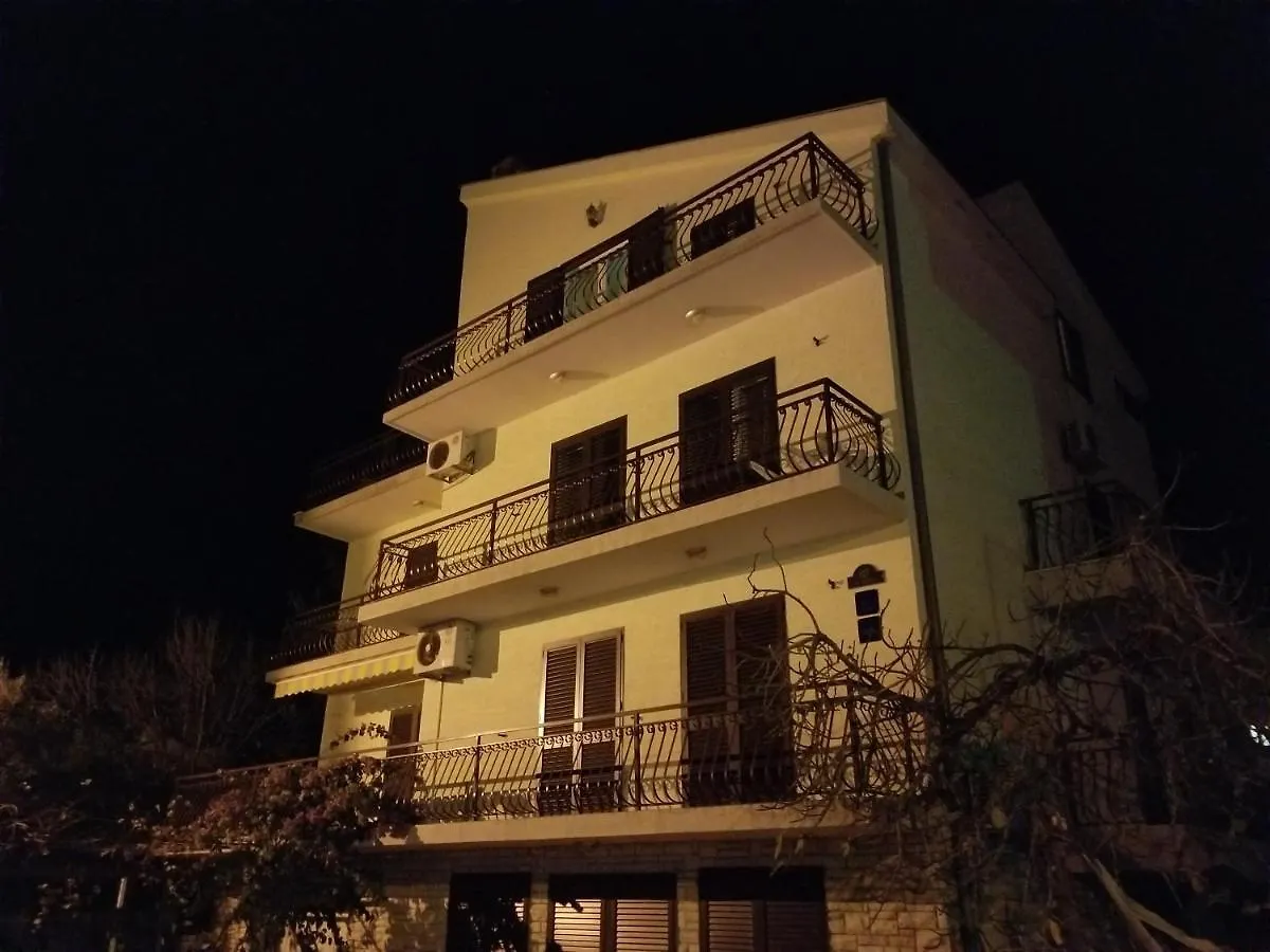 Danyja Apartments Sveti Filip i Jakov