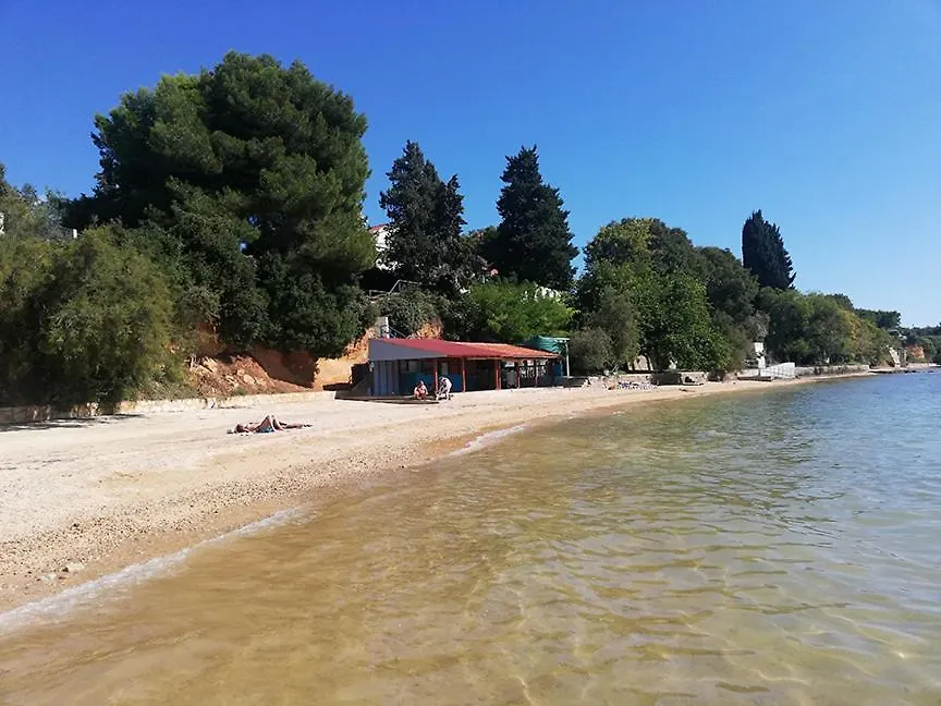 Danyja Apartments Sveti Filip i Jakov 0*,