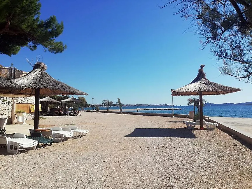Danyja Apartments Sveti Filip i Jakov