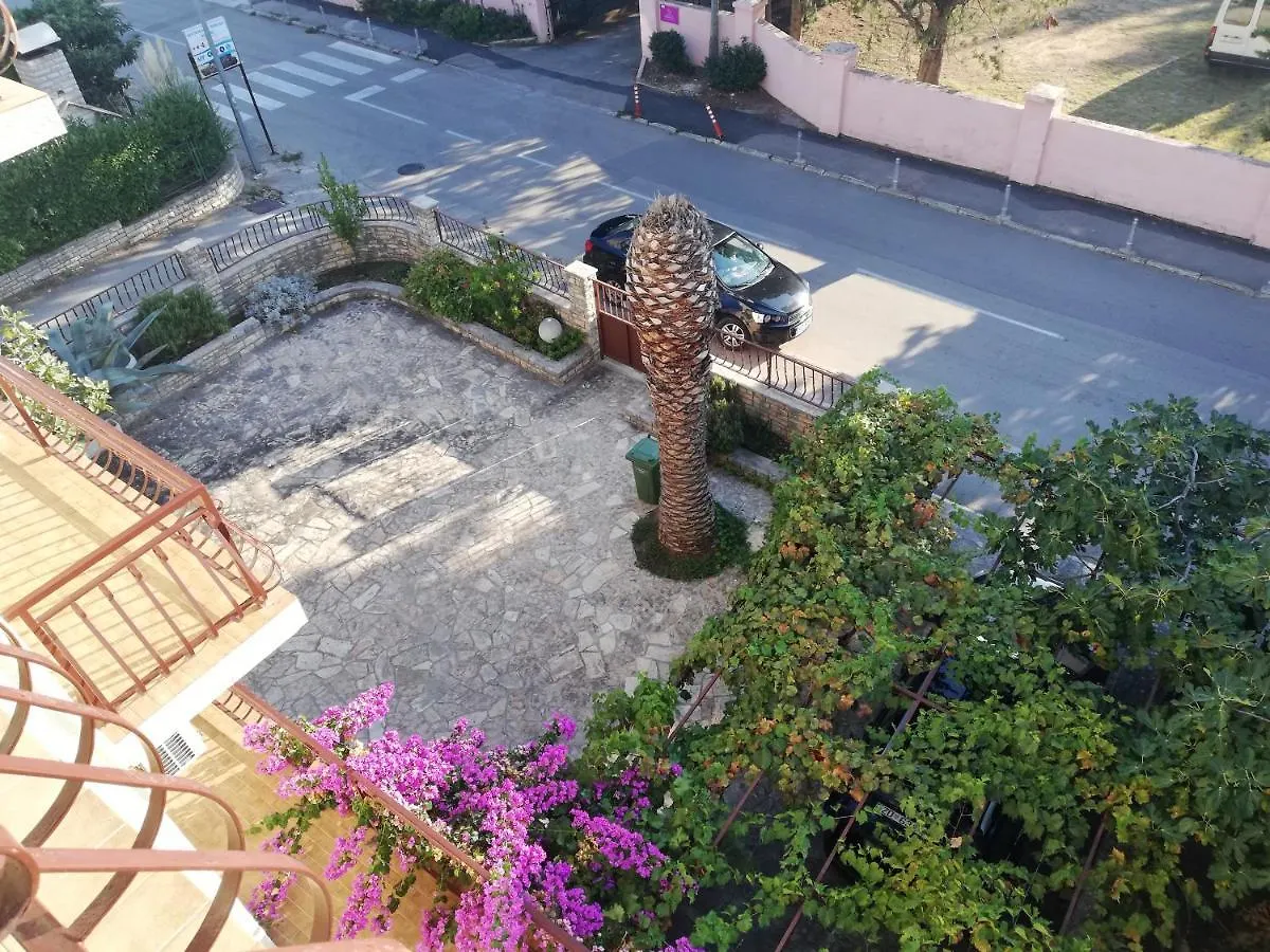 Danyja Apartments Sveti Filip i Jakov 0*,  Chorvatsko