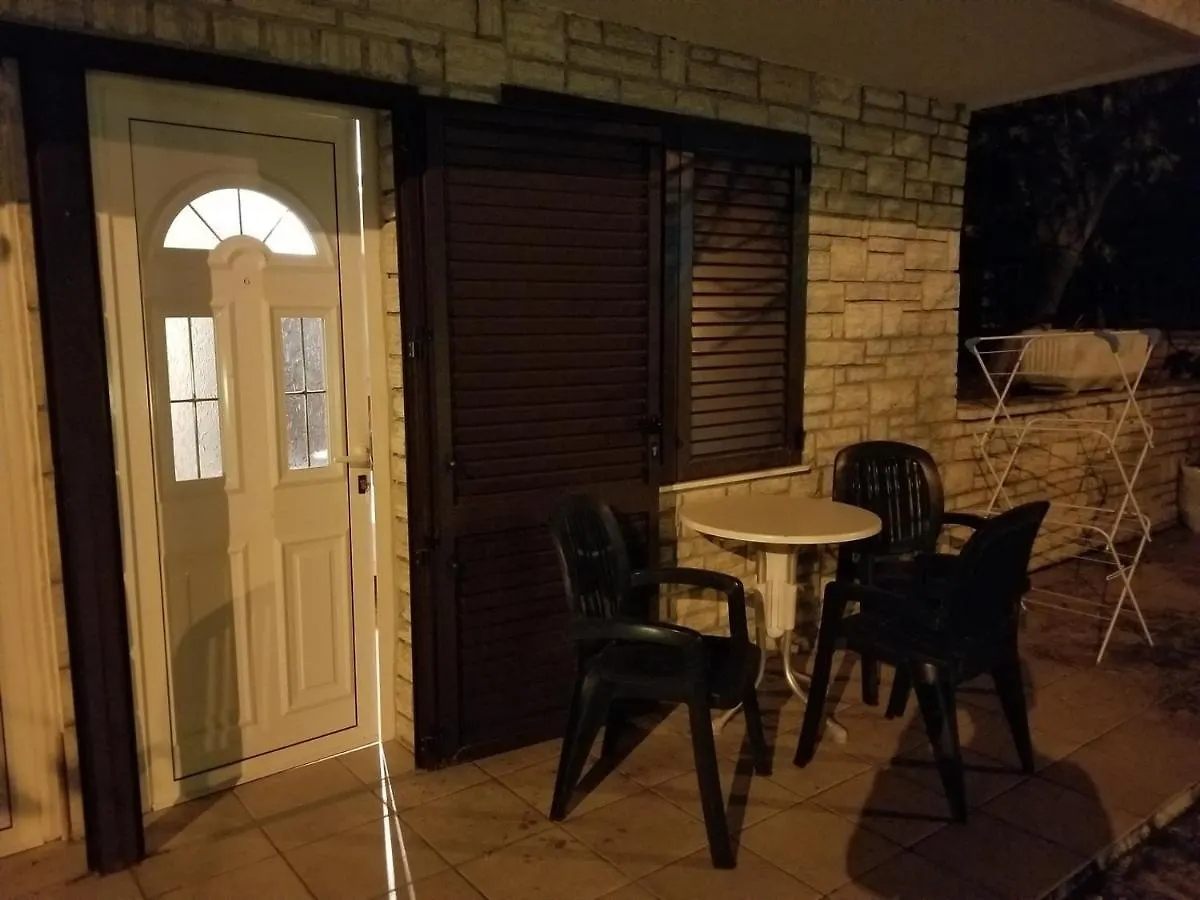 Danyja Apartments Sveti Filip i Jakov